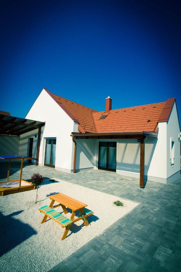 BONI Apartmanok Hegykő Esterno foto