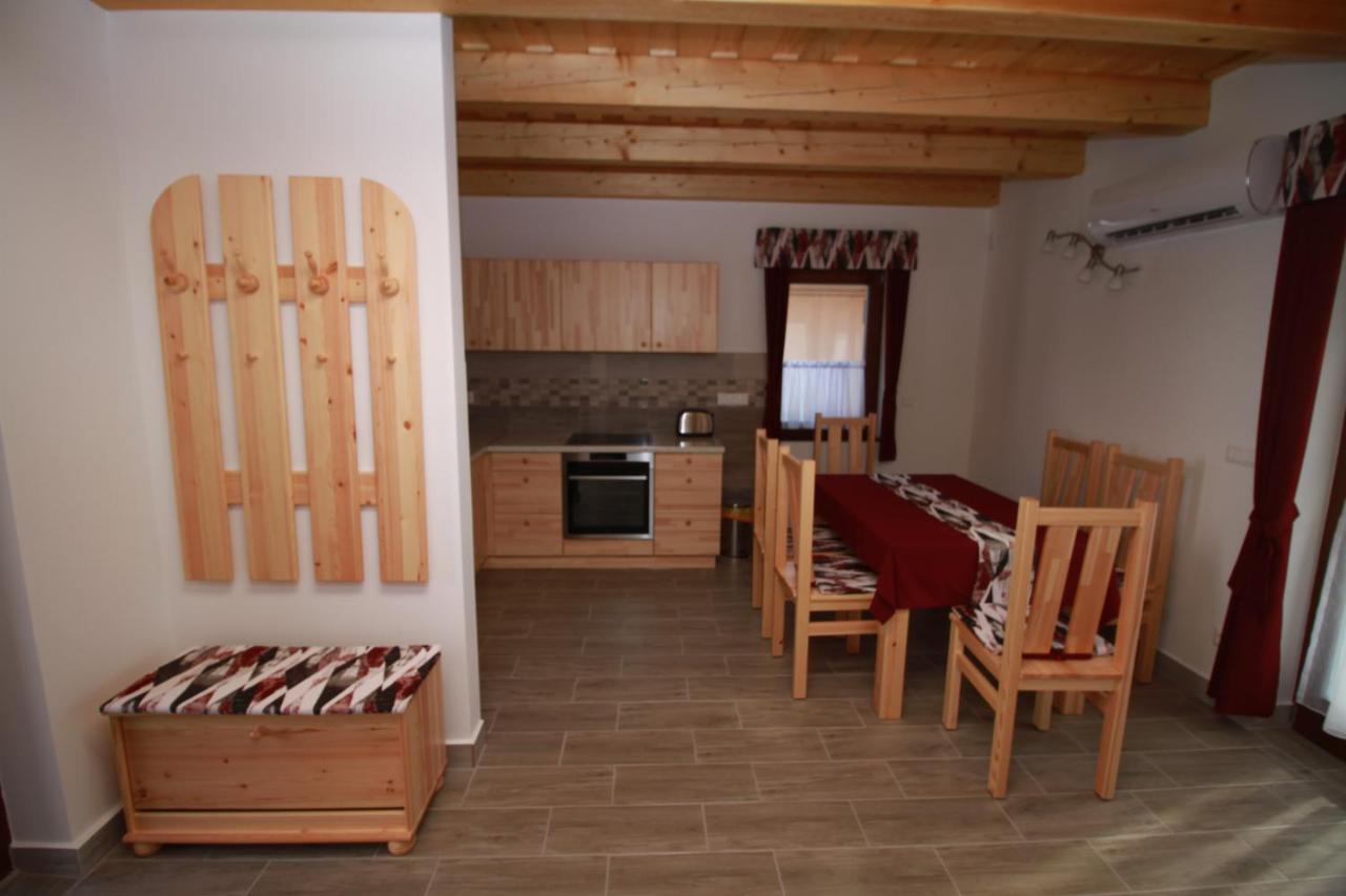 BONI Apartmanok Hegykő Esterno foto